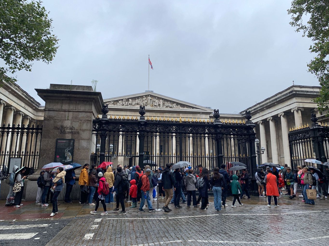 BREAKING Man arrested after stabbing near British Museum
